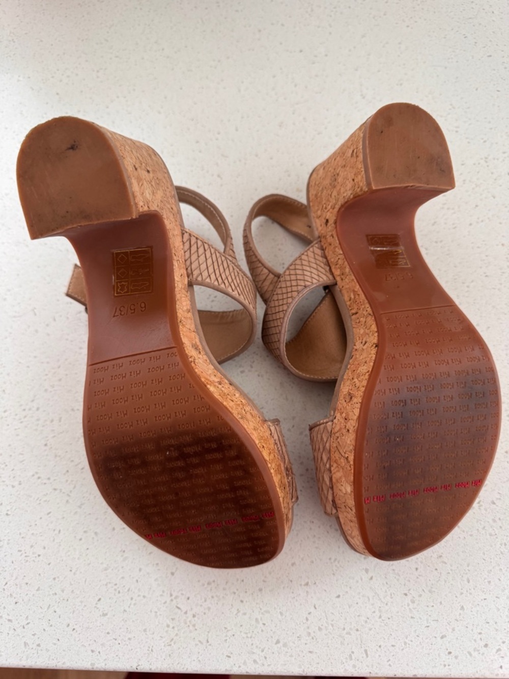 Miz Mooz Cosma Beige/Tan Textured Slingback Sandals Block Heel Sz 6.5 - Picture 12 of 16